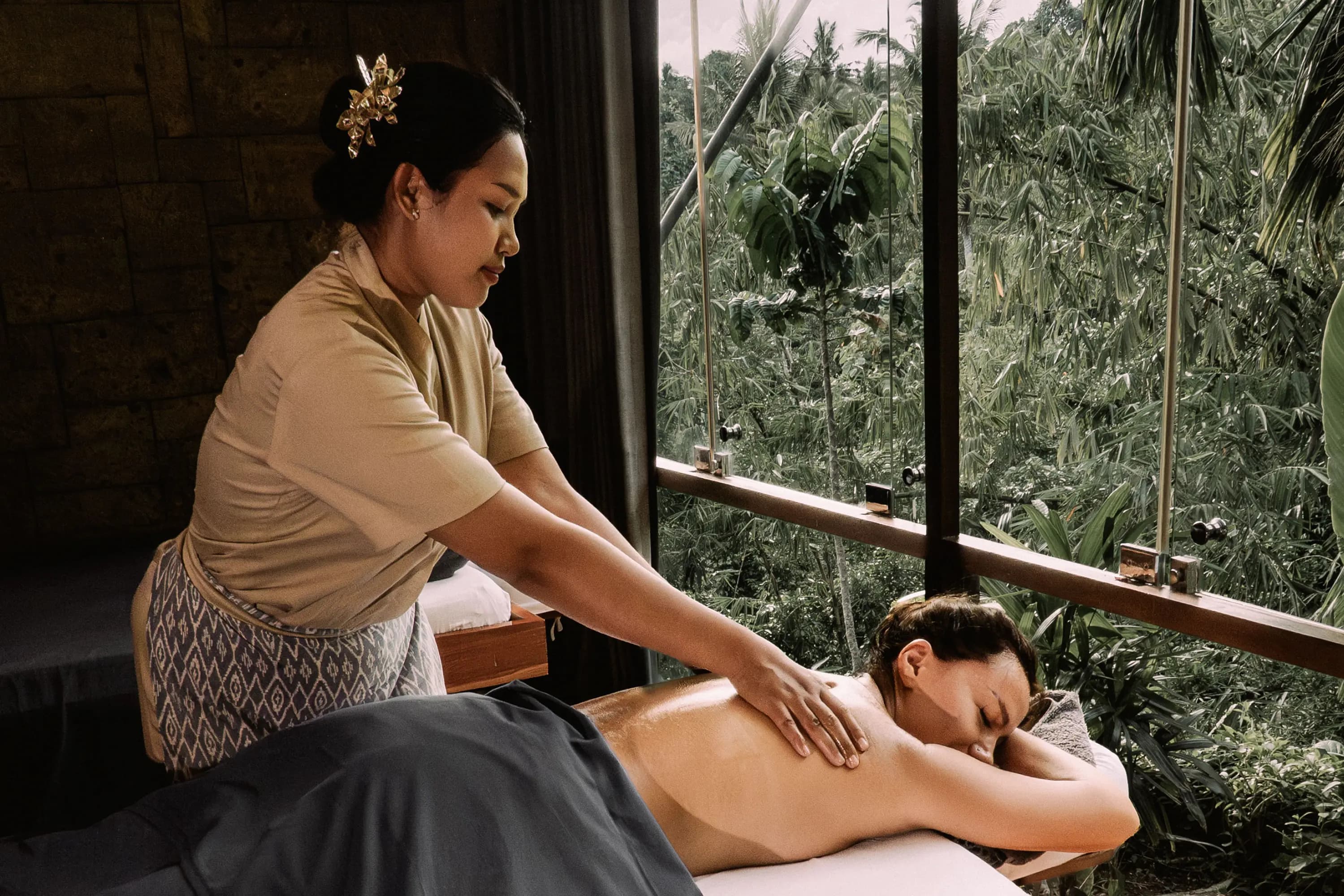Ubud Wellness Sanctuaries: Healing Retreats in the Heart of Nature